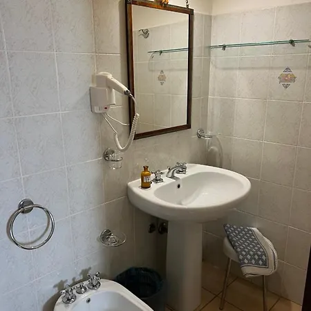 Il Girasole E Il Tulipano Oda ve Kahvaltı *